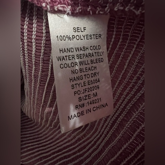 Velvet V-Neck Blouse w/ Peasant Sleeves-Size:Medium - Picture 8 of 11